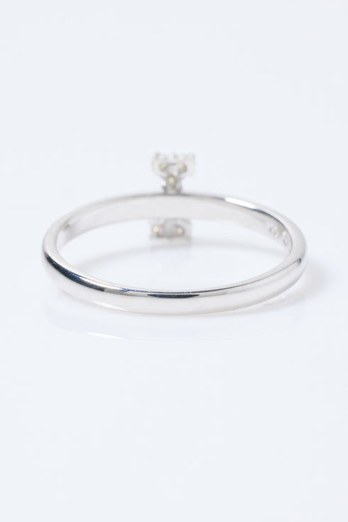 プラチナム イニシャルリング 0.06ct(15~21号)