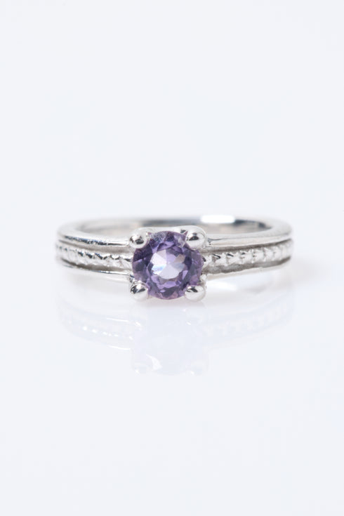 バースストーンベビーリング