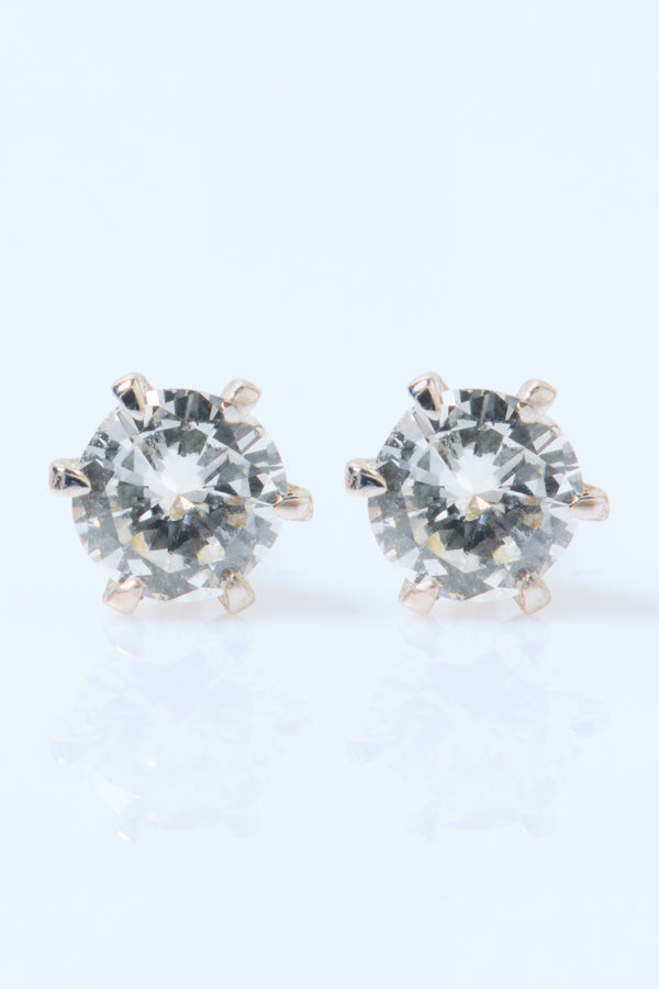 ソリティアピアス 0.20ct