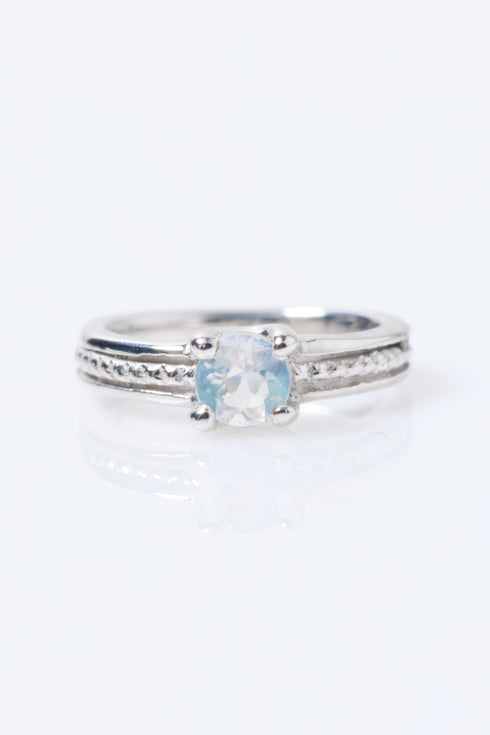 バースストーンベビーリング