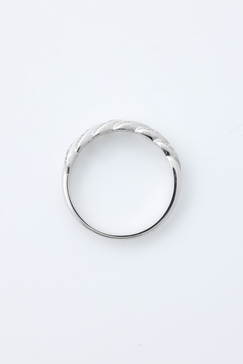 ダイヤモンドツイストエレガンスリング 0.11ct