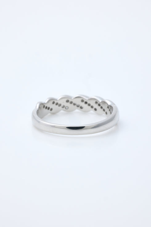 ダイヤモンドツイストエレガンスリング 0.11ct