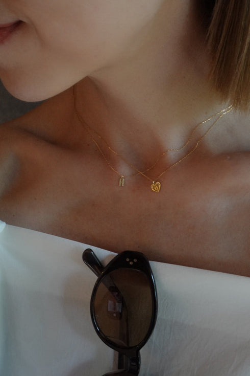 イニシャルネックレス 0.03ct